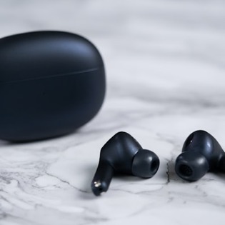 Premium TWS Earbuds